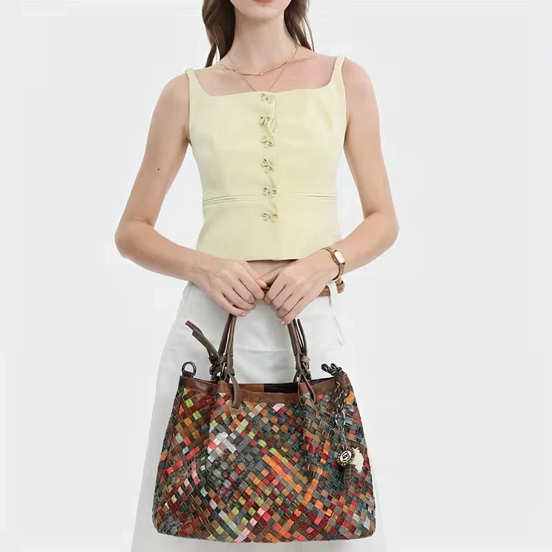 Marina – Encanto ecléctico de un bolso tote elegante